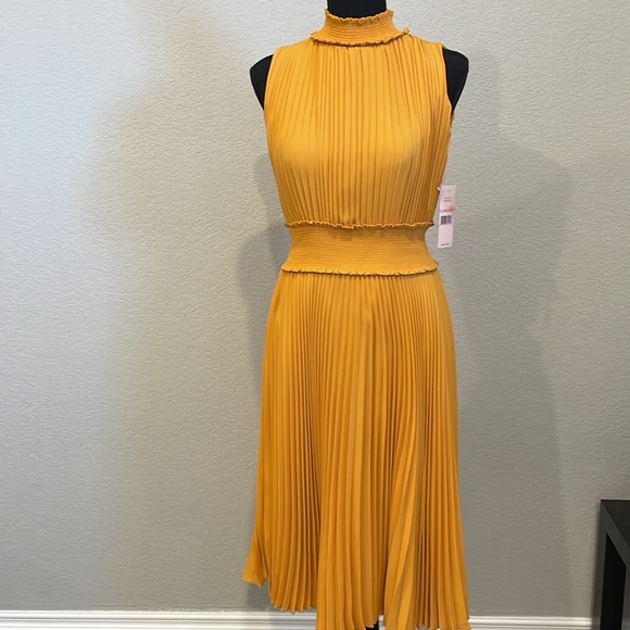 Nanette Lepore Dresses & Skirts - 🆕NWT Nannette Lepore dress Sz 2 H9